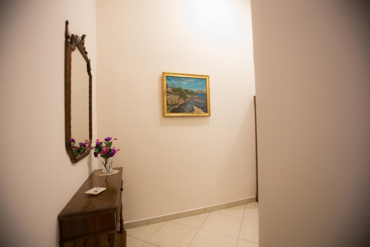 A Casa Di Nonna Giulia Nápoles Exterior foto